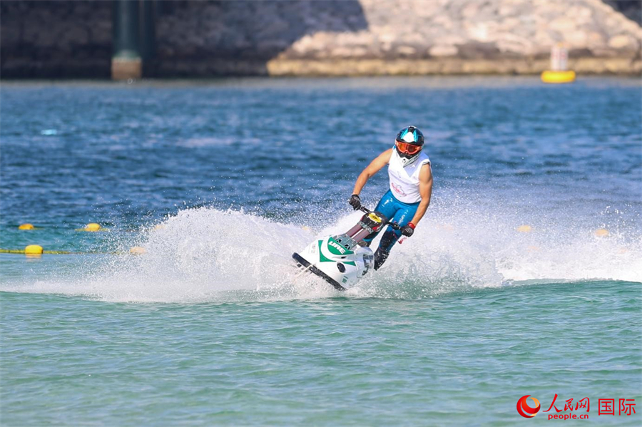 一名選手在比賽中。人民網(wǎng) 塔里克·易卜拉欣攝