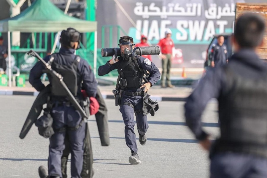 中國特警隊(duì)員參賽一景。人民網(wǎng) 塔里克·易卜拉欣攝