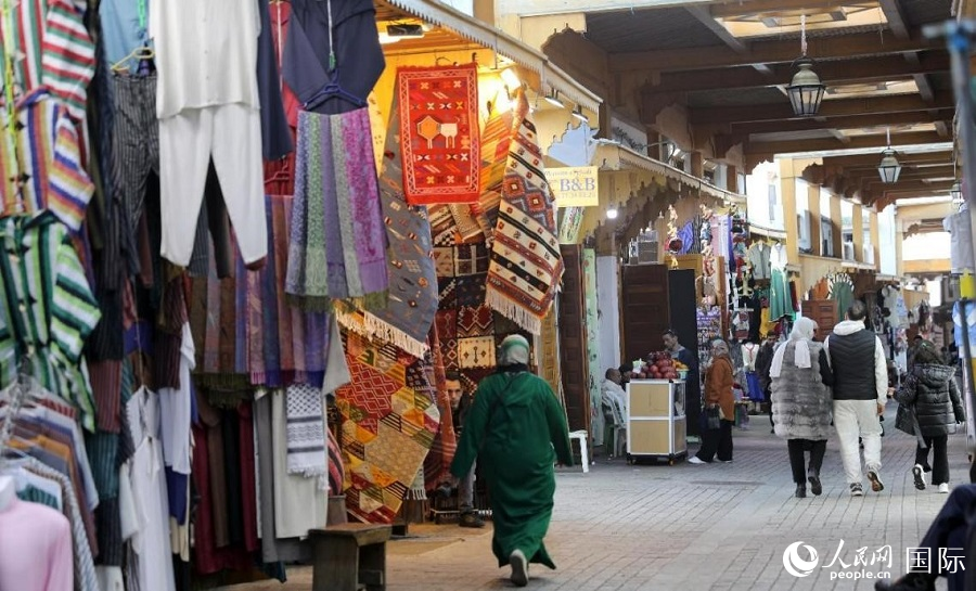 拉巴特老城舊市場一景。人民網(wǎng)舒艾卜·布拉達攝