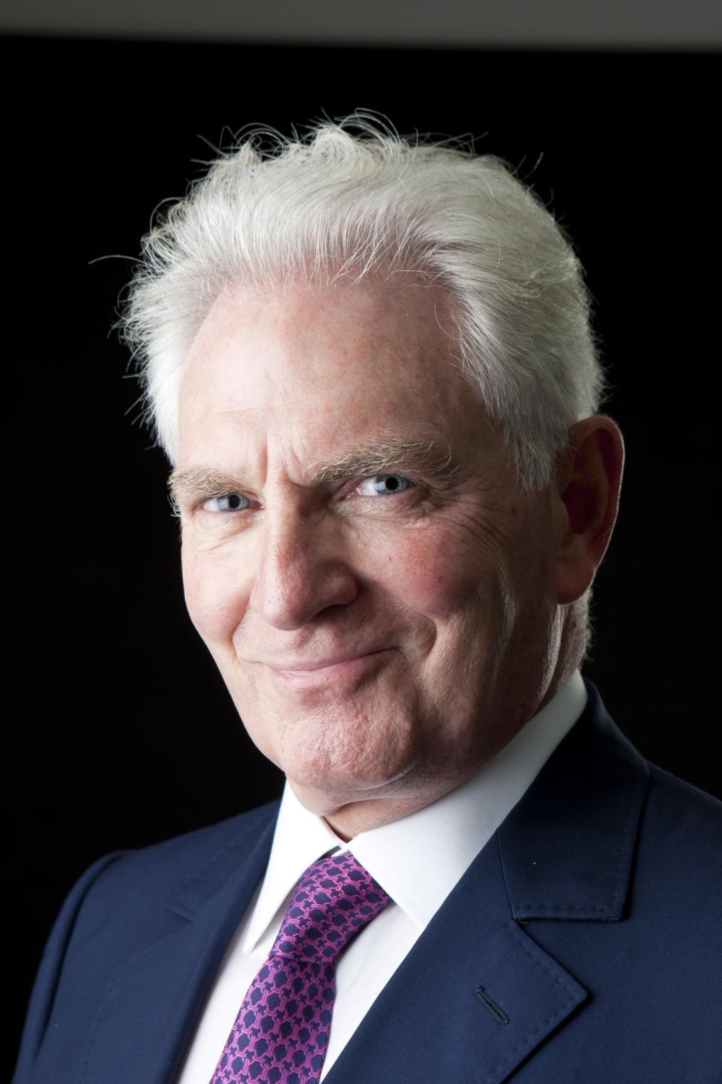 圖為國際貨幣基金組織中東地區(qū)顧問納賽爾·賽義迪。受訪者供圖