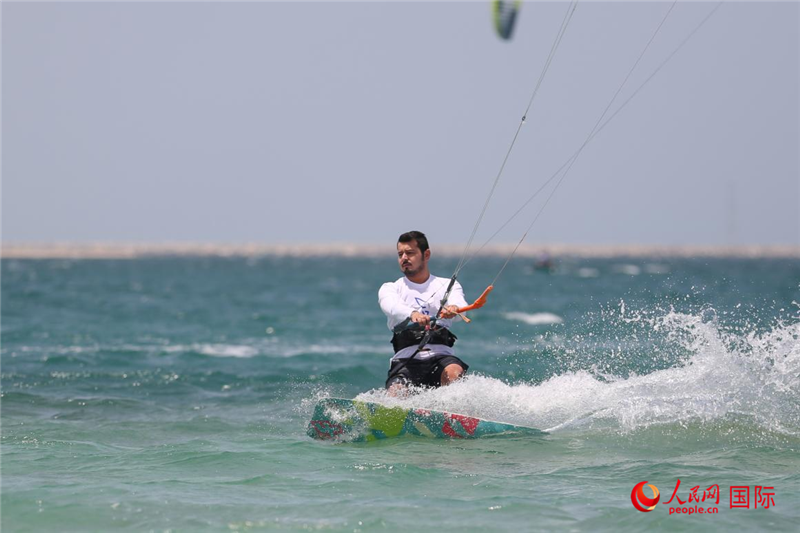 一名選手在比賽中。人民網(wǎng)塔里克·易卜拉欣攝