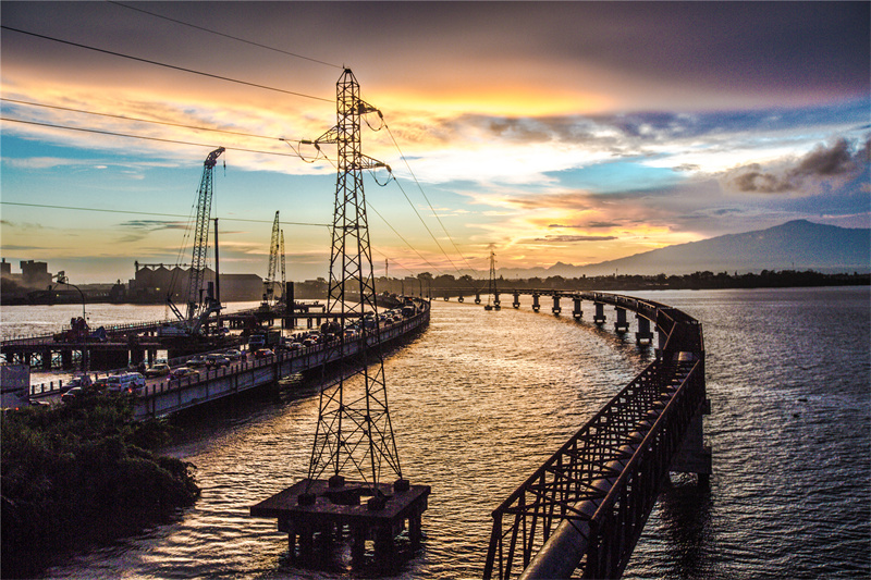 【6】建成后的杜阿拉城市供水項(xiàng)目二期武里河管橋項(xiàng)目。中地海外集團(tuán)有限公司喀麥隆公司供圖