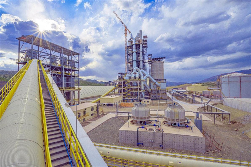 圖為伊拉克DCCP水泥廠一景。中國電建供圖