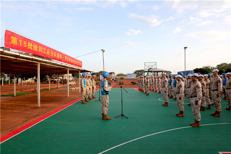 圖為“通季至羅米奇”主補給線開工儀式現(xiàn)場。張曉昆攝