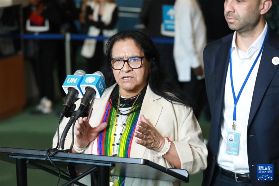 6月3日，在位于紐約的聯(lián)合國總部，剛果（金）外長泰蕾茲·卡伊寬巴·瓦格納在剛果（金）當(dāng)選聯(lián)合國安理會非常任理事國后講話。新華社記者 謝鍔 攝