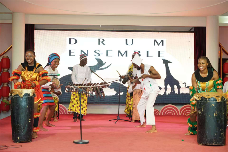 非洲打擊樂(lè)合奏《Drum Ensemble》 尼日利亞中國(guó)文化中心供圖