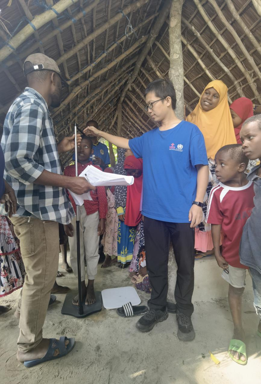 開展社區(qū)治療服務(wù)。專家組供圖