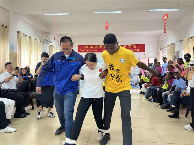 春分合步挑戰(zhàn)。尚宛蓉攝