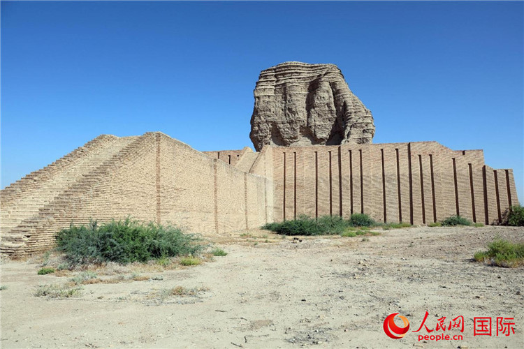 阿卡爾庫夫塔廟遺址。人民網(wǎng) 伊納斯·易卜拉欣攝
