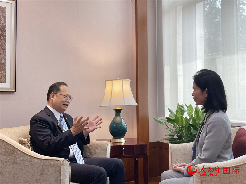 泰國(guó)駐華大使韓燦才接受人民網(wǎng)專訪。人民網(wǎng) 武妍虹攝