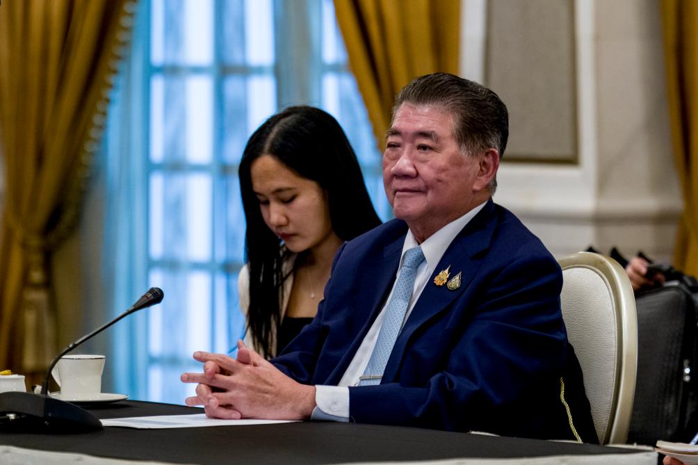 7月28日，泰國代理總理普坦在馬來西亞總理官邸出席泰柬兩國邊境局勢特別會議。新華社發(fā)（馬來西亞總理府供圖）