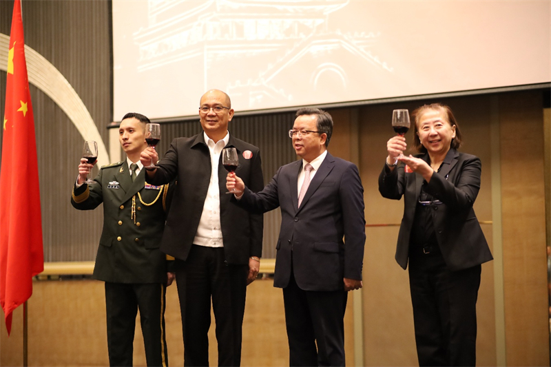 中國(guó)駐菲律賓使館舉行慶祝中國(guó)人民解放軍建軍98周年招待會(huì)。中國(guó)駐菲律賓使館供圖