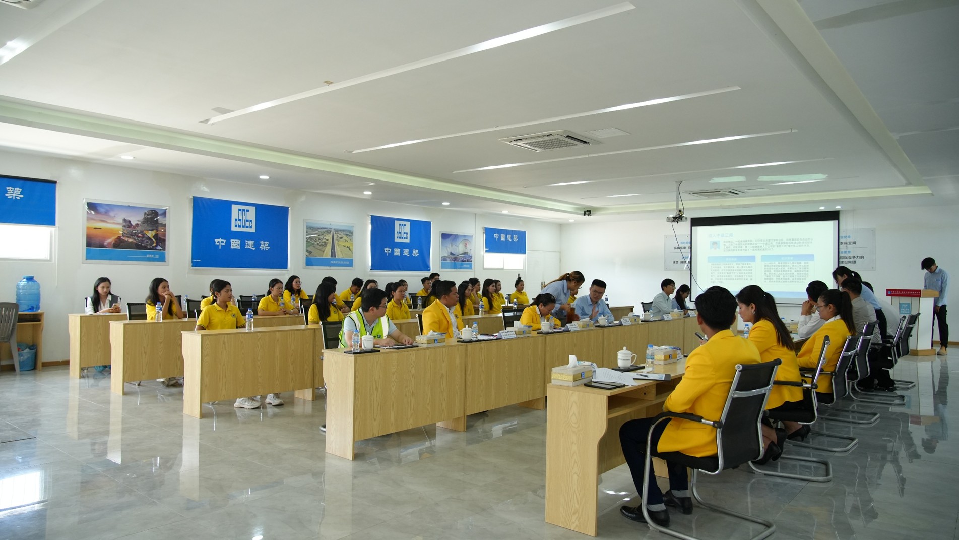 授課現(xiàn)場。主辦方供圖