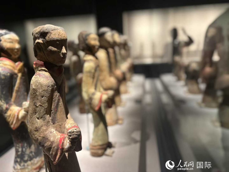 徐州博物館館藏陶俑。人民網(wǎng) 周錦佳攝