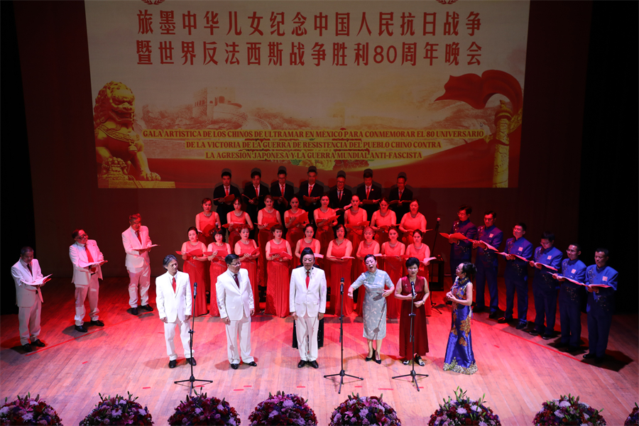 活動現(xiàn)場。埃內(nèi)斯托·多明戈斯攝