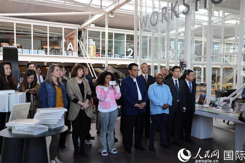 圖為書展開幕式現(xiàn)場(chǎng)。人民網(wǎng)記者 戴楷然攝