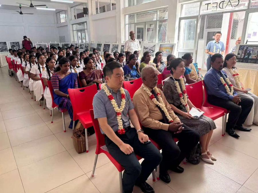 展覽開幕現(xiàn)場。中國駐斯里蘭卡大使館供圖