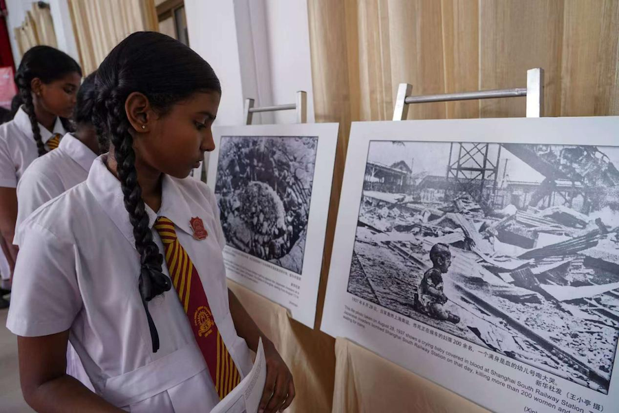 展覽開幕現(xiàn)場。中國駐斯里蘭卡大使館供圖