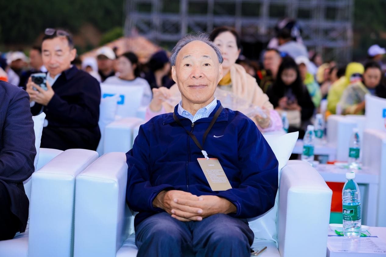 白庚勝在活動現(xiàn)場。