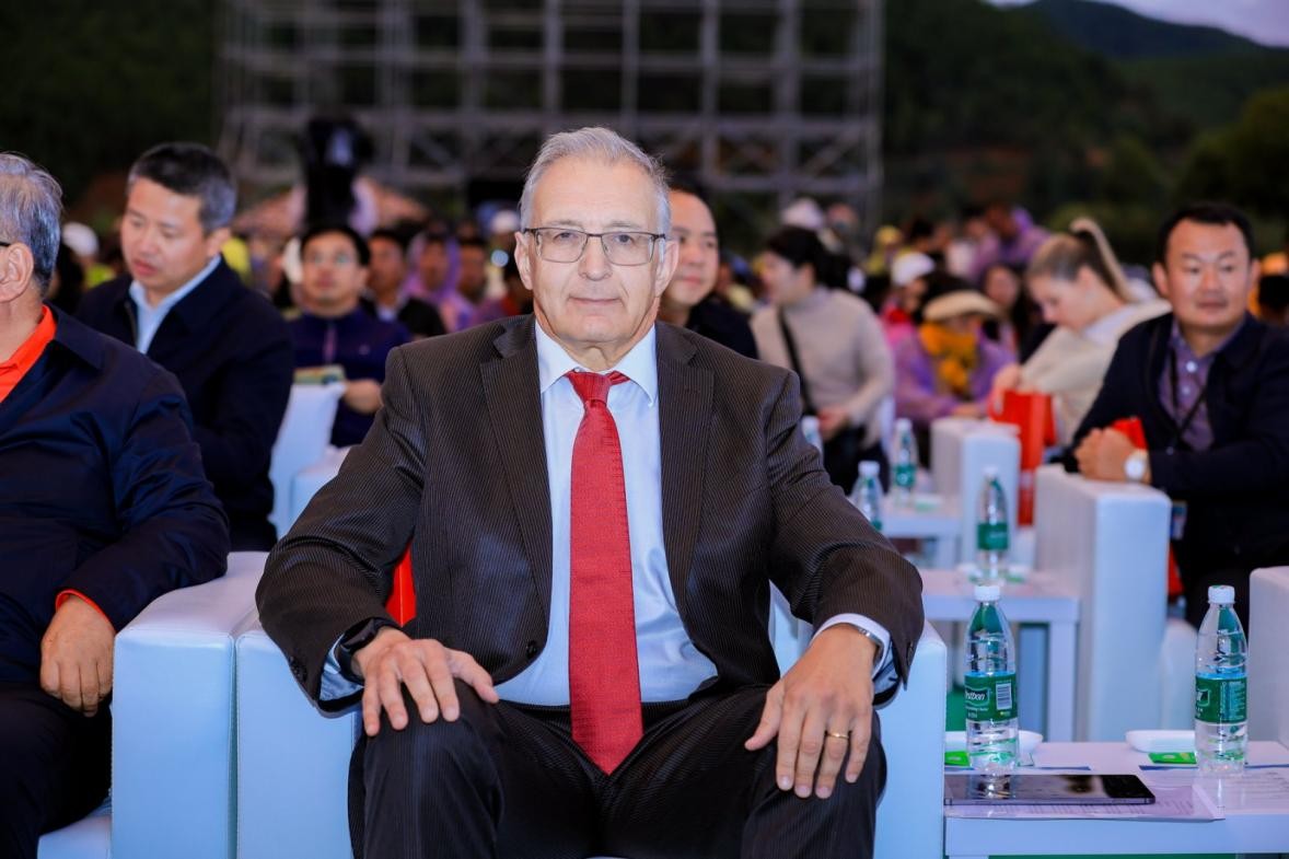 安德烈·切韋廖夫在活動現(xiàn)場。