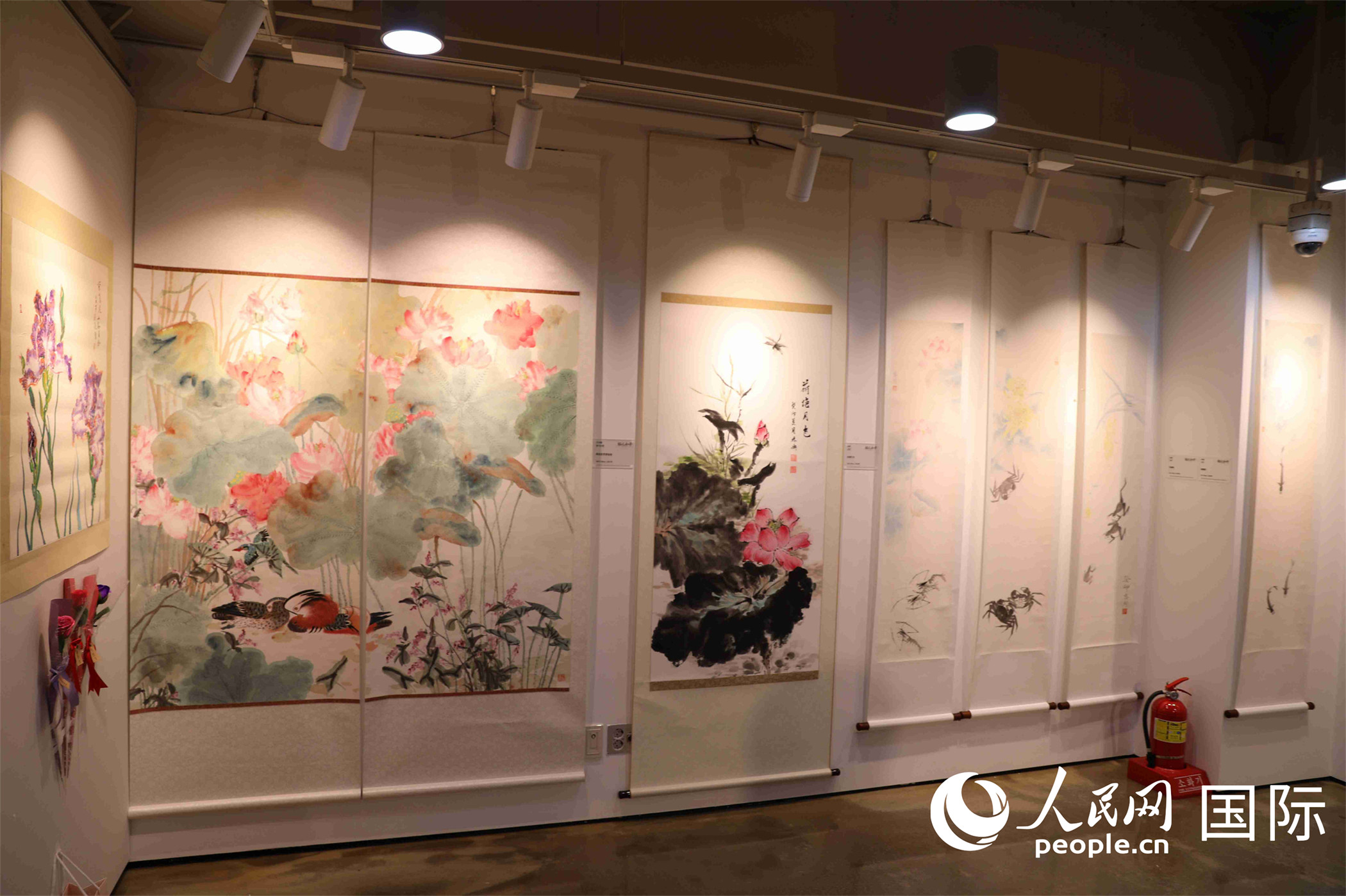 此次書畫展展出的作品。人民網(wǎng)記者  莽九晨攝