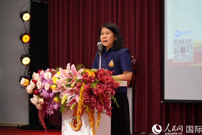 皇太后大學校長瑪其瑪·納拉迪實致辭。人民網(wǎng)記者 簡承淵攝