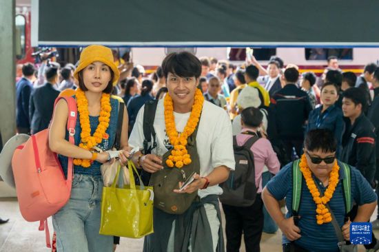   720ϓ̩羳F·\܇˿͵_(d)ϓf_վAl(f)P̔z