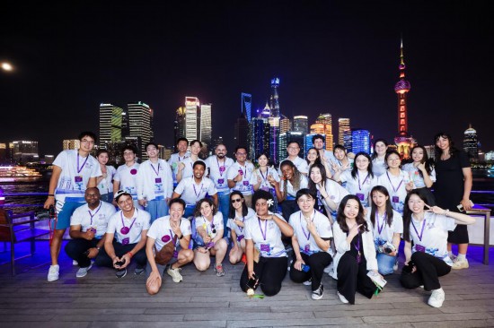 821Ϻ^r(sh)ӰAl(f)AW(xu)D