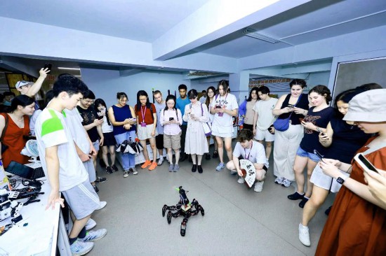 825㽭^C(j)˱Al(f)AW(xu)D