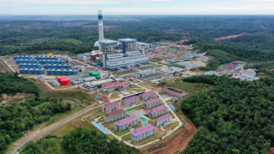 印尼華電玻雅項(xiàng)目—華電在印尼投資的最大坑口電站。（中國(guó)華電供圖）