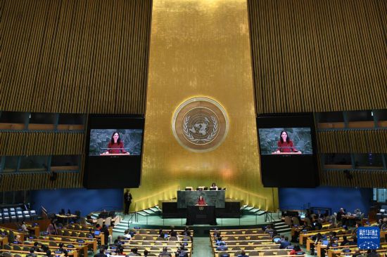 　　9月29日，在位于紐約的聯(lián)合國(guó)總部，第80屆聯(lián)大主席貝爾伯克在發(fā)表聯(lián)合國(guó)大會(huì)一般性辯論閉幕致辭。新華社記者李睿攝