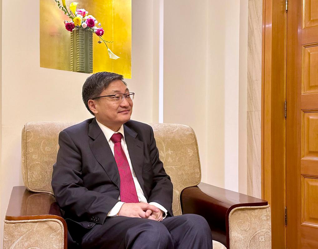 828գЇ(w)؄eзǺՓ(w)ʹԥaڱA猣LAӛ ꐳ z