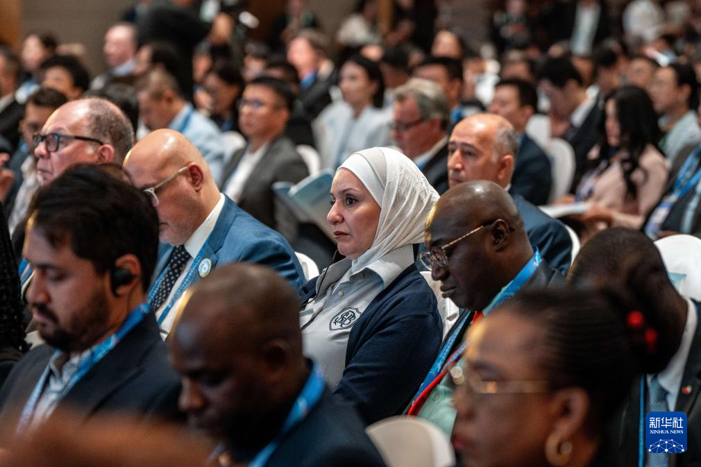 9月6日，與會代表出席2025全球南方媒體智庫高端論壇開幕式。新華社記者 胡超 攝